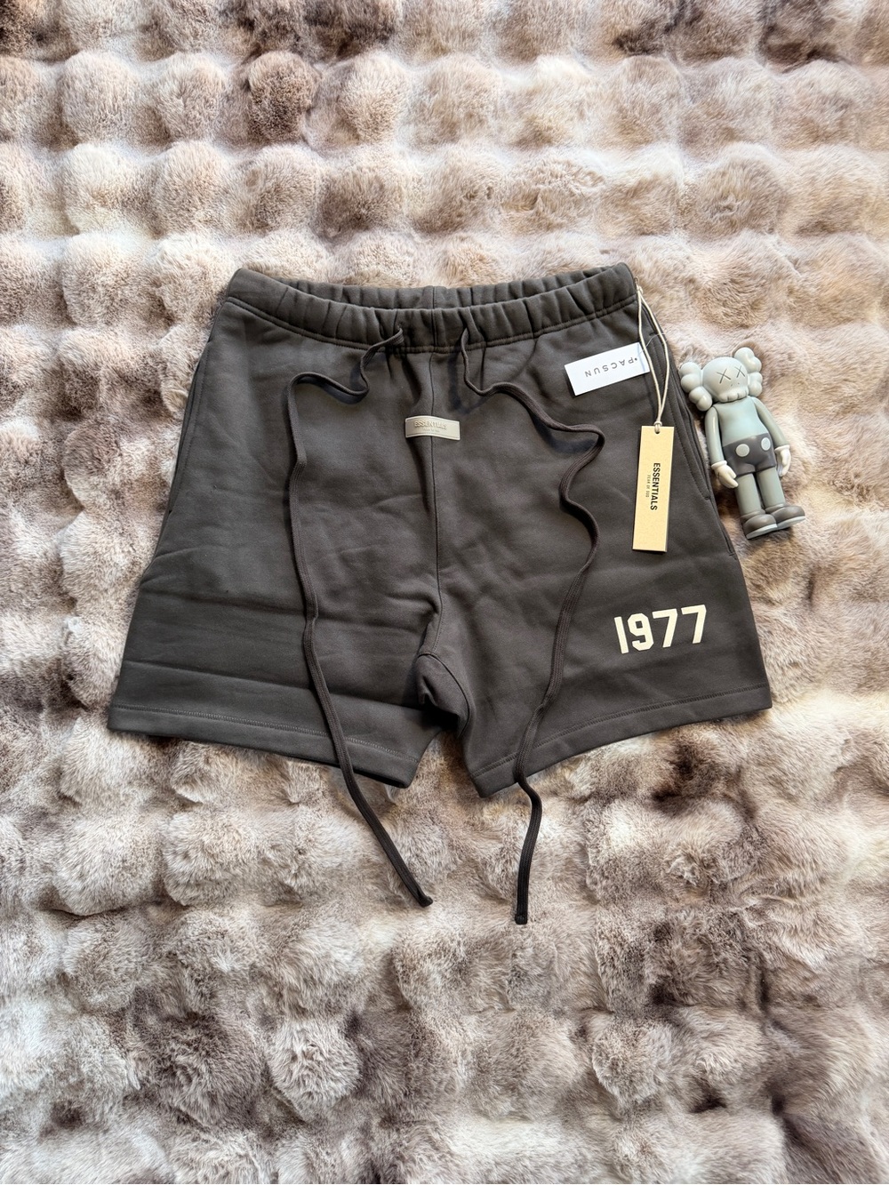 1977 Olive Green Men's Shorts